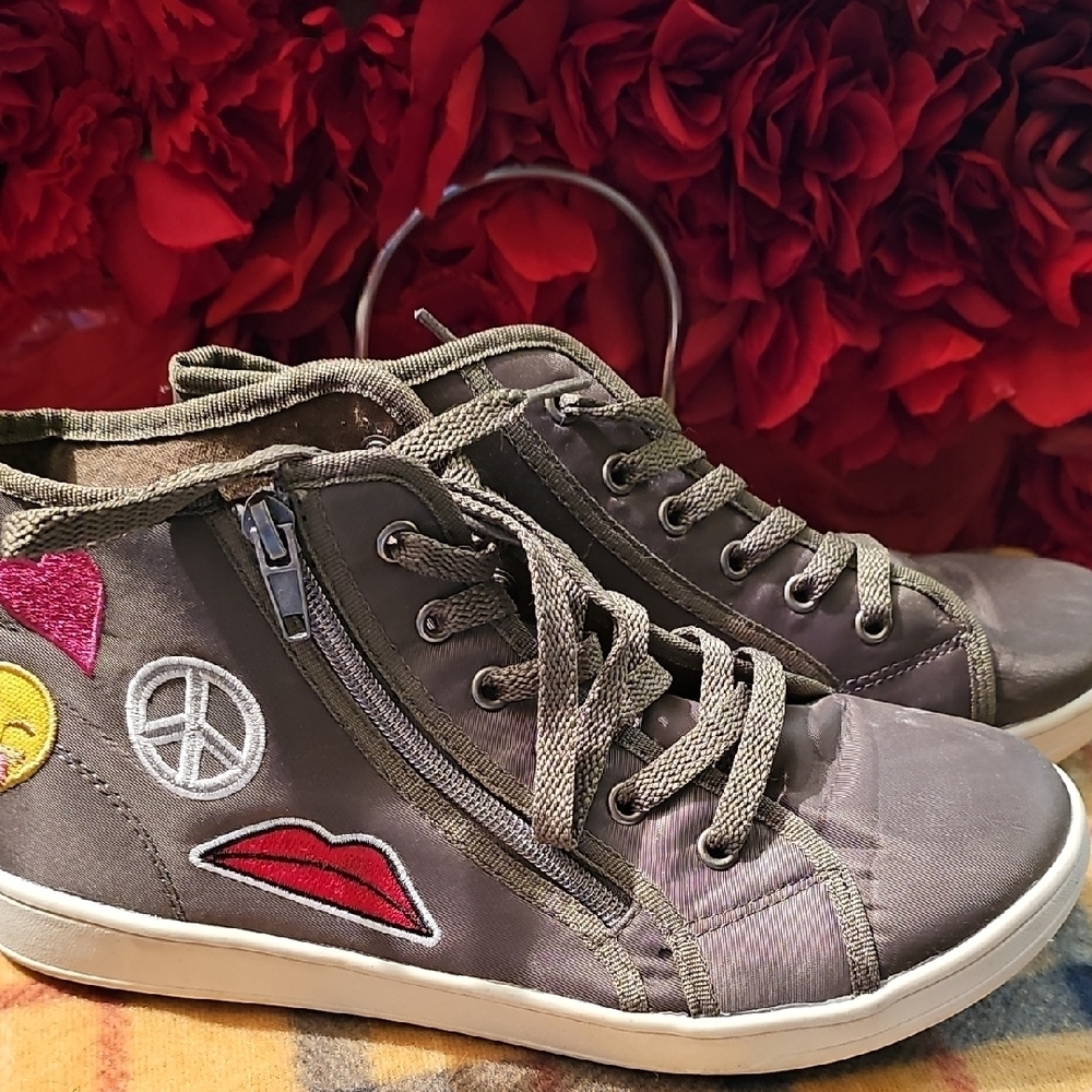 Brash Army Green Nylin High-Top Sneakers with Patches Like New